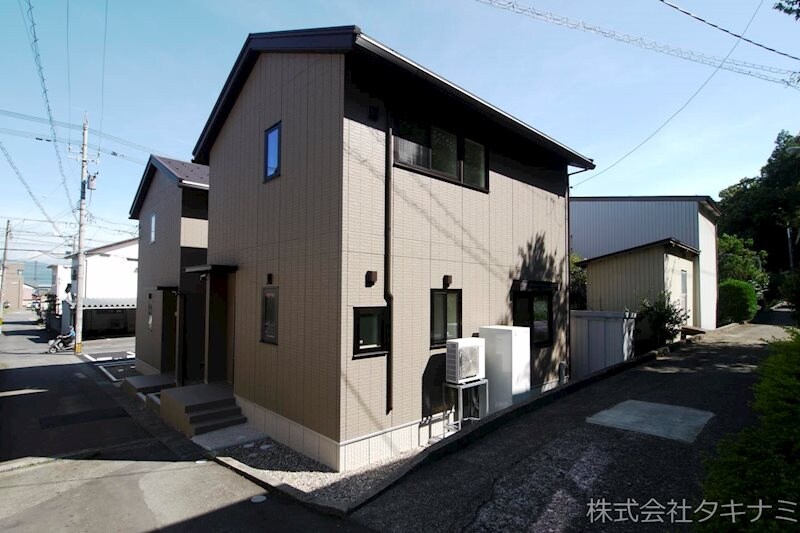 ヴィラルナ　C棟の物件外観写真