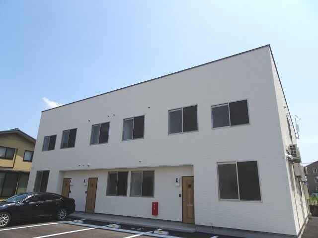 ファーストⅣの物件外観写真