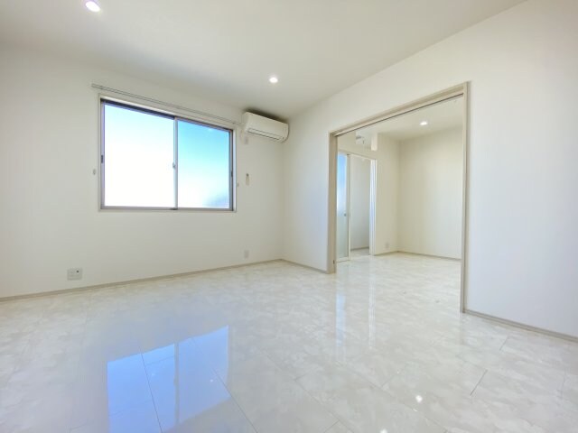 ファースト秋吉Ⅱの物件内観写真