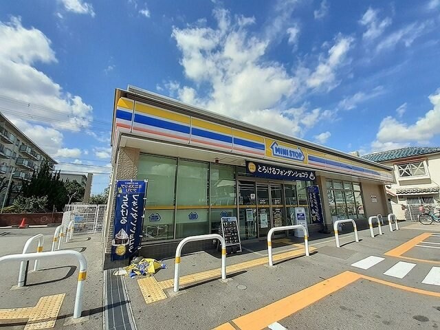 東鴻池町１丁目アパートの物件外観写真