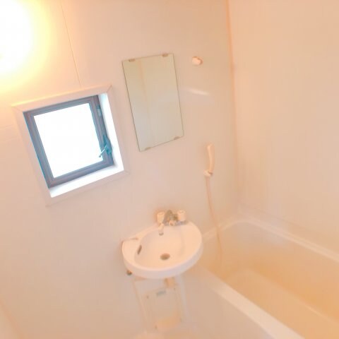 クリスタルハイツあやの物件内観写真