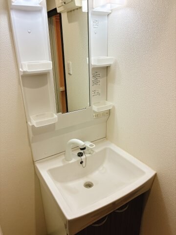 ディアコート中郷の物件内観写真