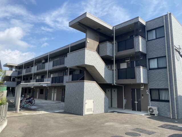 LIBERTE矢倉町の物件外観写真