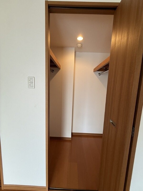 アクアスイート新大阪の物件内観写真