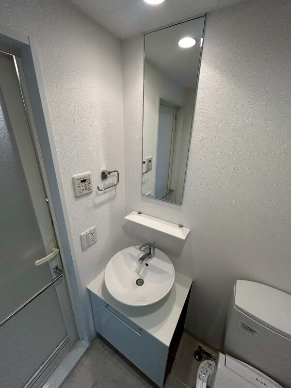 新大阪駅 徒歩8分 2階の物件内観写真