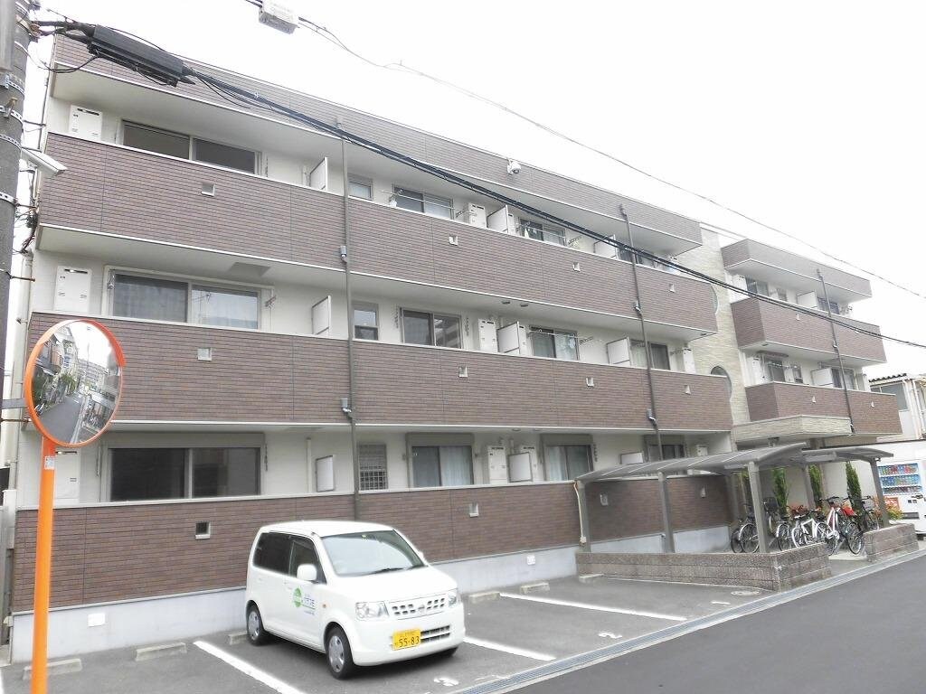 Forest court Sanponの物件外観写真