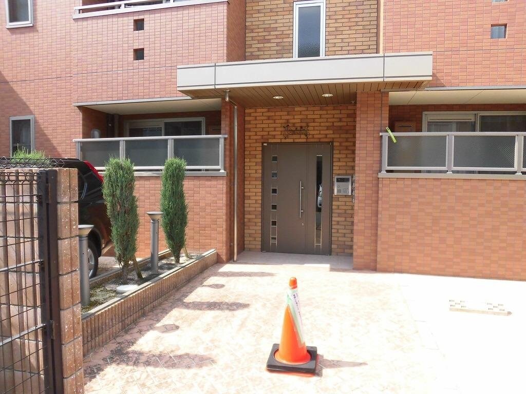 スプレンダーの物件外観写真