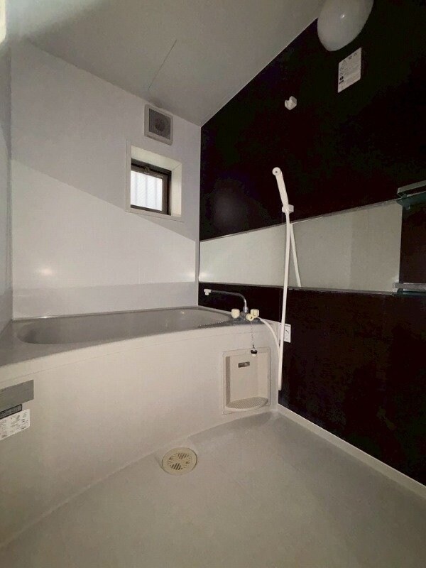 岡町駅 徒歩8分 1階の物件内観写真