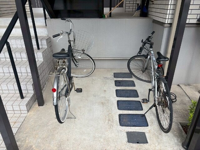 岡町駅 徒歩8分 1階の物件外観写真