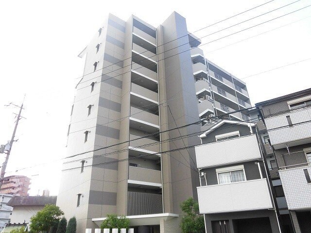 ウィスタリア三国の物件外観写真