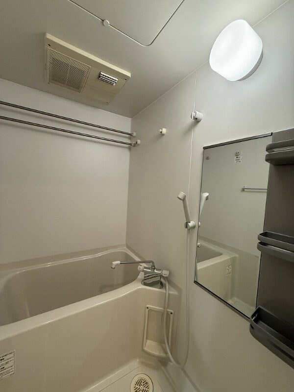 ウィスタリア三国の物件内観写真