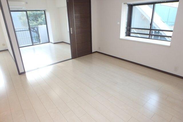 コスモリード武蔵中原の物件内観写真