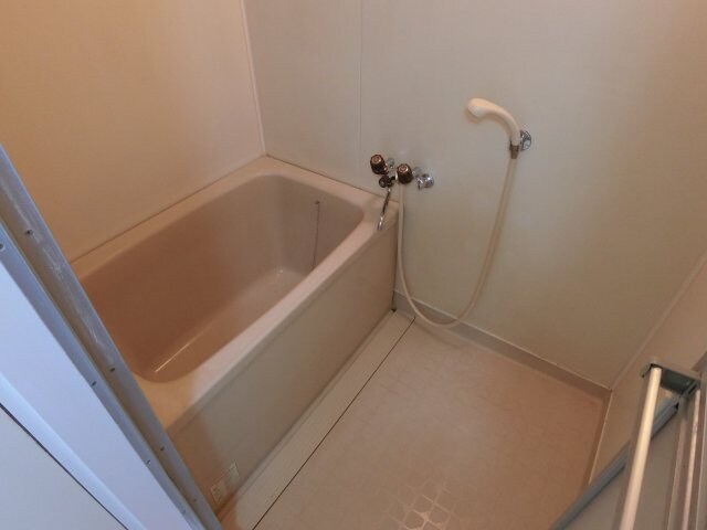 武蔵小杉駅 バス12分  能満寺下車：停歩3分 2階の物件内観写真