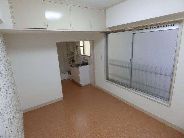 内田マンションの物件内観写真