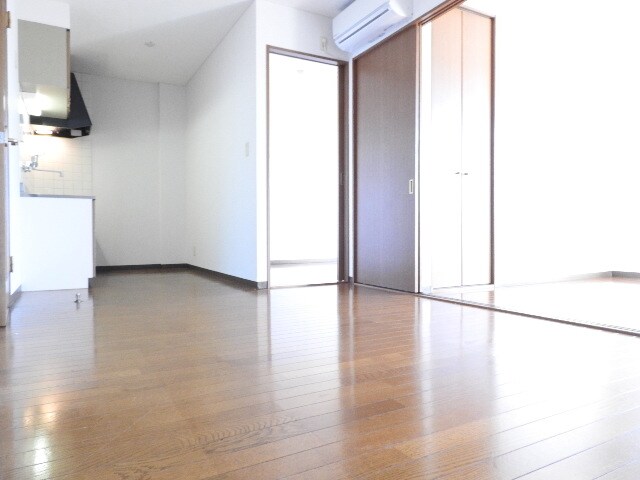 サンレジデンスの物件内観写真