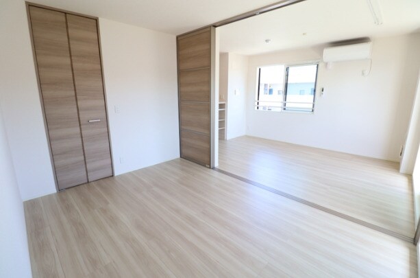 ローレルハイムの物件内観写真