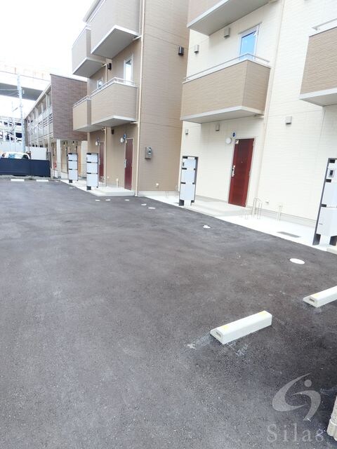 ヴィクトワール　サカノの物件外観写真