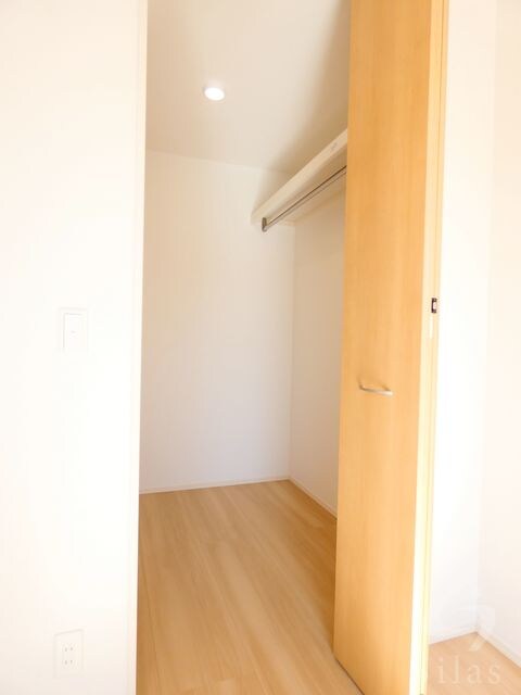 ヴィクトワール　サカノの物件内観写真