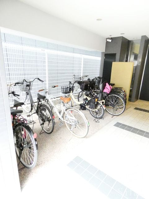 フレア鷹合の物件外観写真