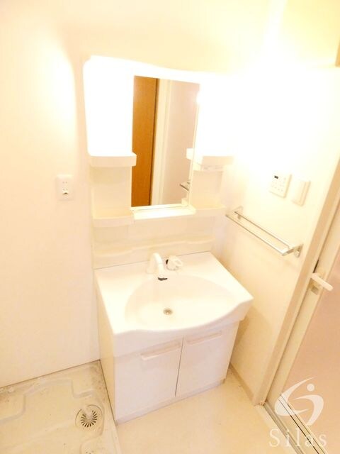 フレア鷹合の物件内観写真