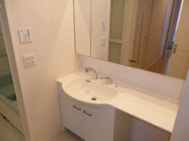 八尾駅 徒歩11分 1階の物件内観写真