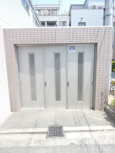 コンフォール平野の物件外観写真