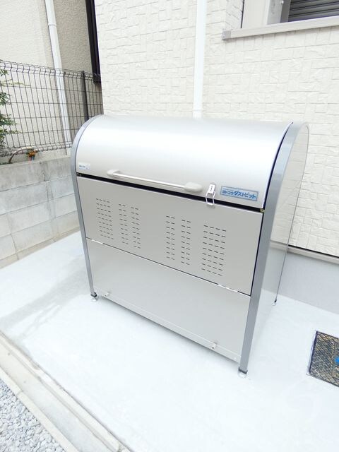 ノイヴェル長瀬の物件外観写真