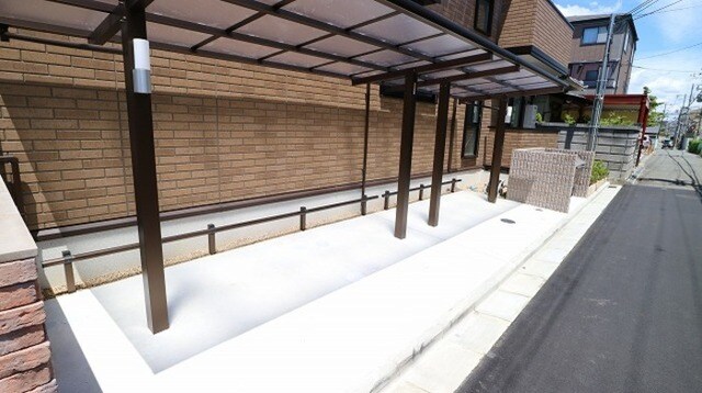 東花園駅 徒歩15分 1階の物件外観写真