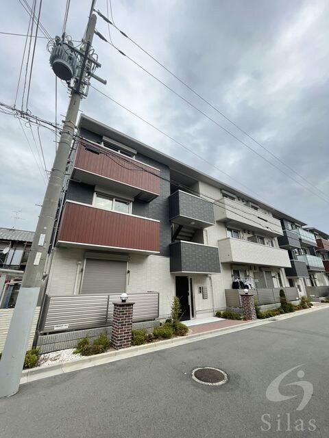 セント コリーヌ　D棟の物件外観写真