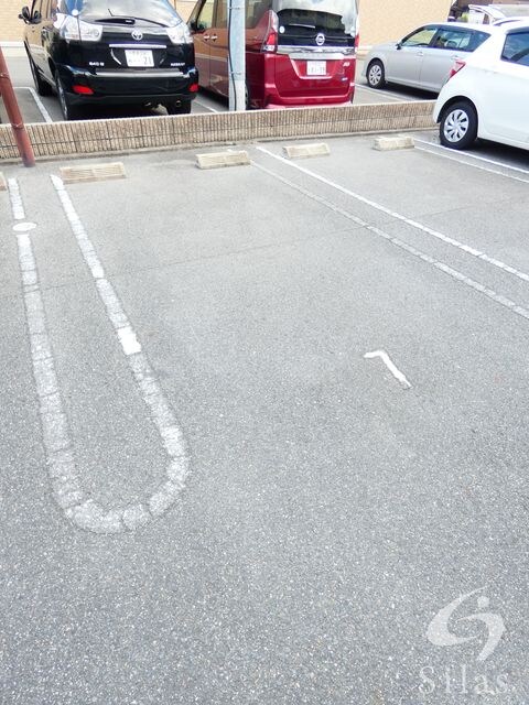 レフィナードカルチェ　Ｂ棟の物件外観写真