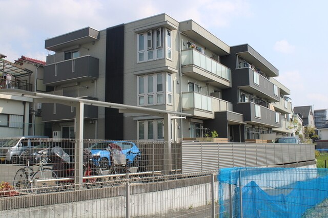 ピオニー北石切の物件外観写真