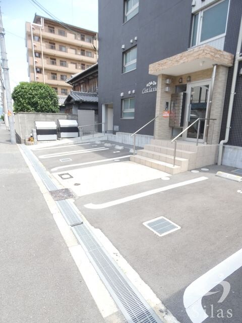 セラヴィの物件外観写真