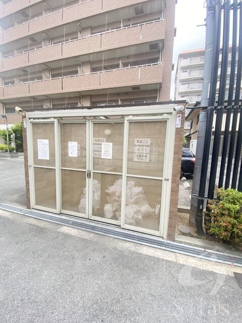 長居駅 徒歩4分 4階の物件外観写真