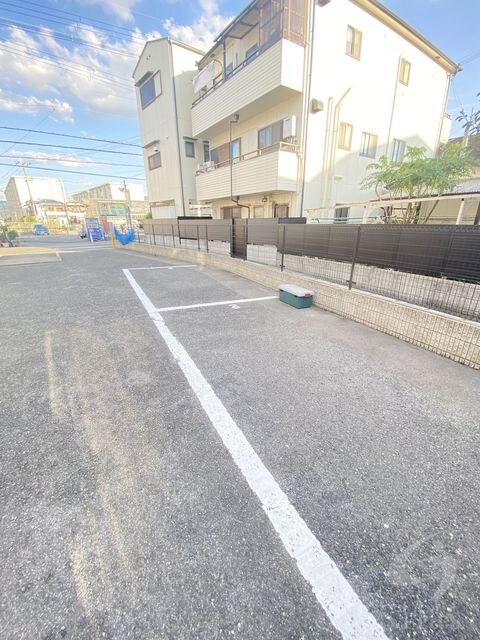 サンライフ岡田の物件外観写真