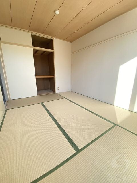 サンライフ岡田の物件内観写真