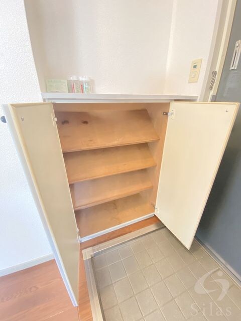 サンライフ岡田の物件内観写真