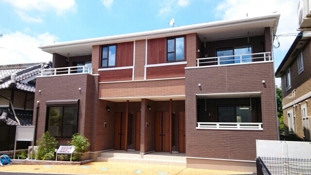 大阪府八尾市教興寺２丁目の物件外観写真