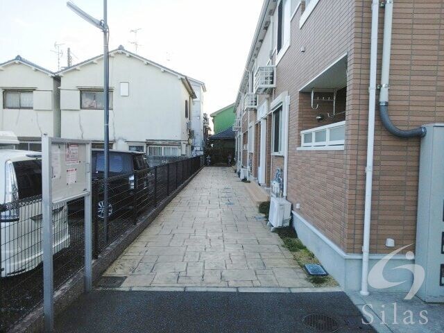 高安駅 徒歩13分 2階の物件外観写真