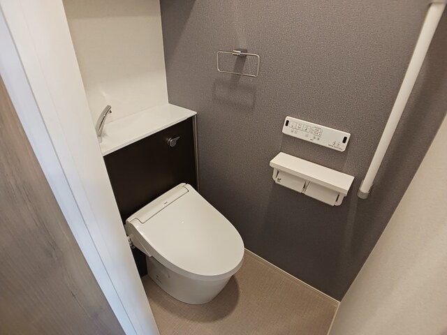 御陵前駅 徒歩15分 1階の物件内観写真