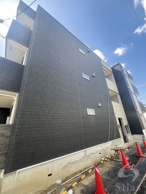 高井田駅 徒歩5分の物件外観写真