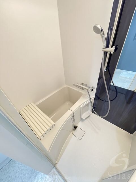 エヌエムスワサントキャトルズの物件内観写真