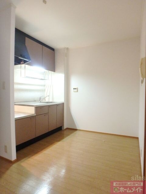 ハイツ・サーティワンの物件内観写真