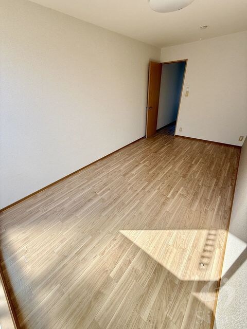 エル・セレーノ香ヶ丘Cの物件内観写真