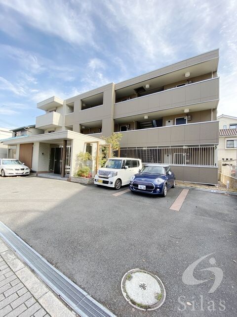 アネスティーの物件外観写真