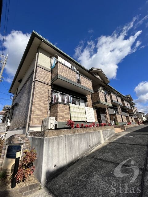 泉ケ丘駅 徒歩18分 1階の物件外観写真