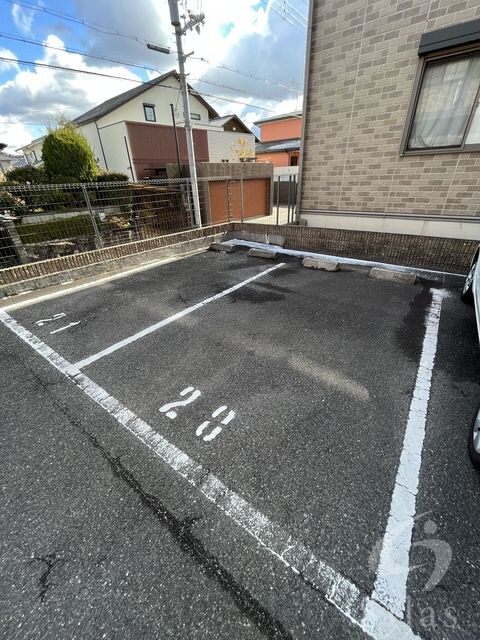 泉ケ丘駅 徒歩18分 1階の物件外観写真