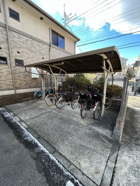 泉ケ丘駅 徒歩18分 1階の物件外観写真