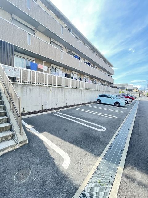 カーサ高善　B棟の物件外観写真