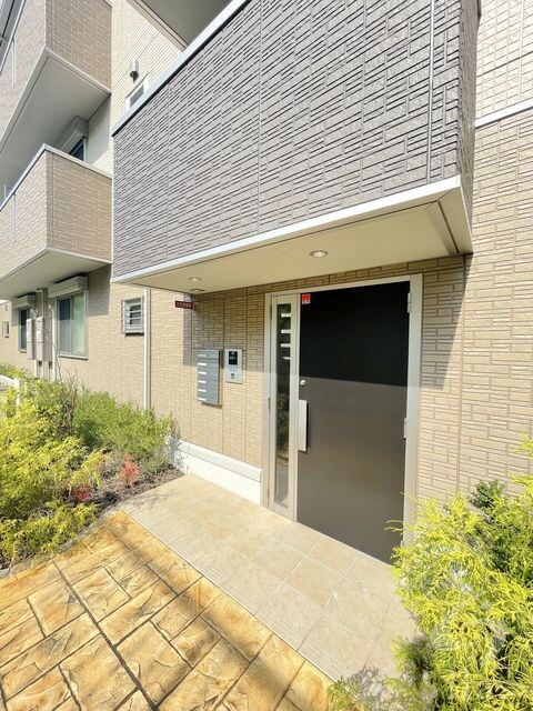 カーサ高善　B棟の物件外観写真