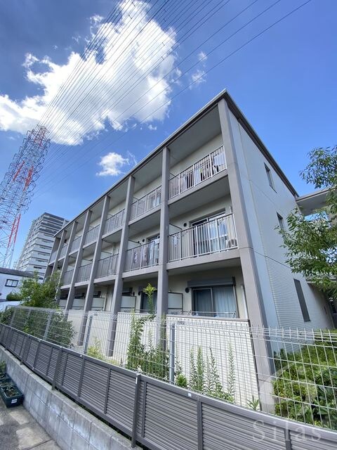 オリエンタルヴィラの物件外観写真